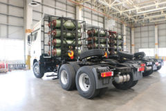 青岛解放 JH6重卡 400马力 6X4 CNG牵引车(CA4250P25K15T1NE5A80)