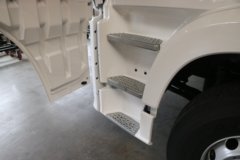 青岛解放 JH6重卡 400马力 6X4 CNG牵引车(CA4250P25K15T1NE5A80)