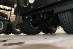 青岛解放 JH6重卡 400马力 6X4 CNG牵引车(CA4250P25K15T1NE5A80)