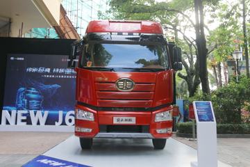 一汽解放 新J6P重卡 舒适版 420马力 4X2牵引车(CA4180P66K24E5)