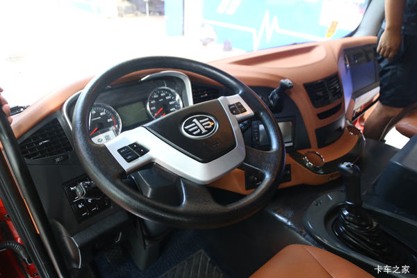 �߹�·��ǧ��Ҫ�����ˣ���Ŵ�������