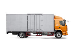 东风柳汽 新乘龙M3中卡 185马力 4X2 7.65米厢式载货车(LZ5160XXYM3AB)