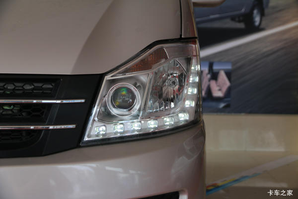 长安跨越 V3 2座封闭式货车  新车到店