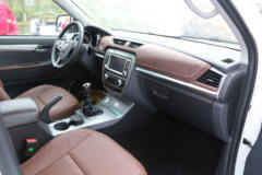 江淮T6 2017款 旗舰版 2.0T柴油 139马力 两驱 长轴距双排皮卡 江淮T6 2017款 旗舰版 2.0T柴油 139马力 两驱 长轴距双排皮卡