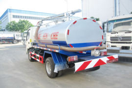 东风多利卡底盘&nbsp;吸污/吸粪车外观图片