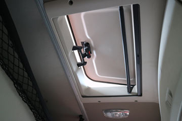 ���� ŷ��EST 6ϵ�ؿ� 460���� 6X4ǣ����(BJ4259SNFKB-AA)ͼƬ