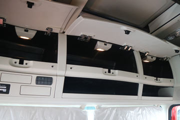 ���� ŷ��EST 6ϵ�ؿ� 460���� 6X4ǣ����(BJ4259SNFKB-AA)ͼƬ