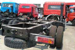 东风特商 180马力 4X2 随车吊底盘(EQ5166JSQFJ)