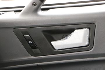 �ൺ��� ��VH�п� 180���� 4X2 6.7�������ػ�������(�߶�˫��)(CA1189PK2L2E5A80)ͼƬ