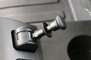 �ൺ��� ��VH�п� 180���� 4X2 6.7�������ػ�������(�߶�˫��)(CA1189PK2L2E5A80)ͼƬ