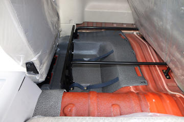 �������ó� �����ؿ� 220���� 4X2 9.6����ʽ�ػ�������(DFH5180XXYB1)ͼƬ