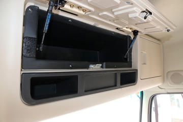 �������ó� �����ؿ� 220���� 4X2 9.6����ʽ�ػ�������(DFH5180XXYB1)ͼƬ