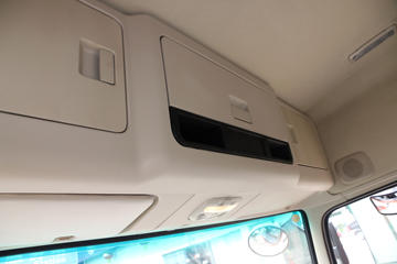 �������ó� �����ؿ� 220���� 4X2 9.6����ʽ�ػ�������(DFH5180XXYB1)ͼƬ