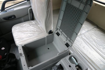 �������ó� �����ؿ� 220���� 4X2 9.6����ʽ�ػ�������(DFH5180XXYB1)ͼƬ