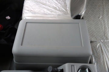 �������ó� �����ؿ� 220���� 4X2 9.6����ʽ�ػ�������(DFH5180XXYB1)ͼƬ