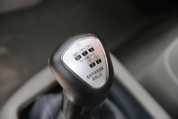 �������ó� �����ؿ� 220���� 4X2 9.6����ʽ�ػ�������(DFH5180XXYB1)ͼƬ