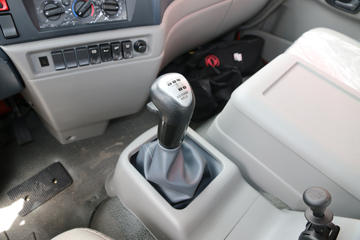 �������ó� �����ؿ� 220���� 4X2 9.6����ʽ�ػ�������(DFH5180XXYB1)ͼƬ