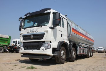 中国重汽 HOWO T5G 340马力 8X4 油罐车(运力牌)(LG5320GYYZ5)