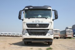 中国重汽 HOWO T5G 340马力 8X4 油罐车(运力牌)(LG5320GYYZ5)