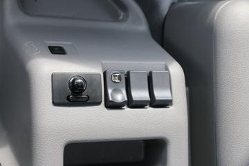 �������ó� �����ؿ� ������ 450���� 6X4ǣ����(DFH4250A4)ͼƬ