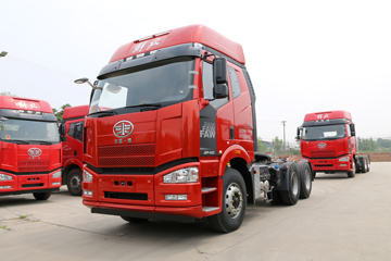 一汽解放 J6P重卡 420马力 6X4牵引车(CA4250P66K24T1E5)