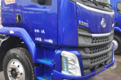 东风柳汽 新乘龙M3中卡 185马力 4X2 6.75米仓栅式载货车底盘(LZ5161CCYM3AB)