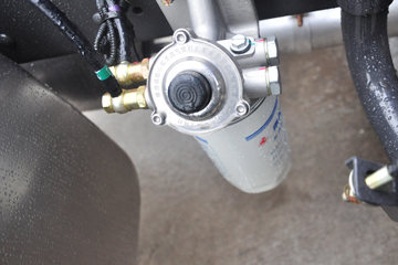 �������� �³���M3�п� 185���� 4X2 6.75�ײ�դʽ�ػ�������(LZ5161CCYM3AB)ͼƬ