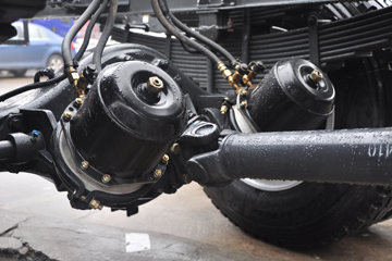 �������� �³���M3�п� 185���� 4X2 6.75�ײ�դʽ�ػ�������(LZ5161CCYM3AB)ͼƬ