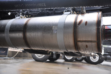 �������� �³���M3�п� 185���� 4X2 6.75�ײ�դʽ�ػ�������(LZ5161CCYM3AB)ͼƬ