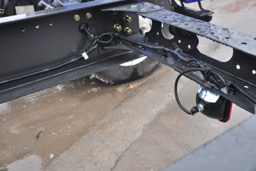 �������� �³���M3�п� 185���� 4X2 6.75�ײ�դʽ�ػ�������(LZ5161CCYM3AB)ͼƬ