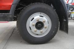 中国重汽HOWO 悍将 143马力 4.15米单排厢式轻卡(ZZ5047XXYF3315E145)