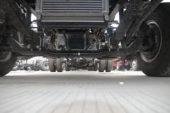 中国重汽HOWO 悍将 143马力 4.15米单排厢式轻卡(ZZ5047XXYF3315E145)