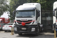 依维柯 Stralis重卡 420马力 6X2R 牵引车(AT440S42TY/PT)