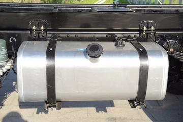 ���� ����ES3 ������ 154���� 4X2 4.2����ж��ͼƬ