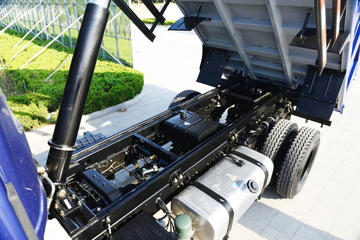 ���� ����ES3 ������ 154���� 4X2 4.2����ж��ͼƬ