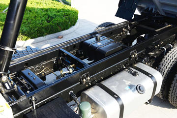 ���� ����ES3 ������ 154���� 4X2 4.2����ж��ͼƬ