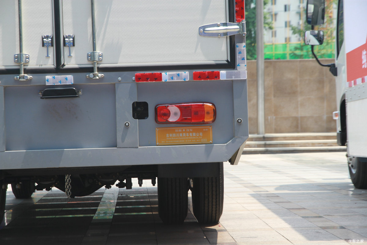 Զ E200 4.5T 4.14׵Ŵ綯ʽῨ(DNC5045XXYBEV01)151.2kWh