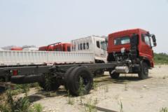 重汽王牌 W5D中卡 180马力 4X2 6.75米载货车底盘(CDW1161A1N5L)