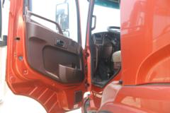 重汽王牌 W5D中卡 180马力 4X2 6.75米载货车底盘(CDW1161A1N5L)