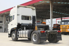 中国重汽成都商用车(原重汽王牌) W5B-H重卡 340马力 4X2牵引车(10挡)(CDW4180A1T5)