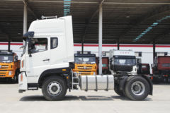 中国重汽成都商用车(原重汽王牌) W5B-H重卡 340马力 4X2牵引车(10挡)(CDW4180A1T5)
