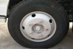 庆铃 五十铃100P 98马力 3.245米双排仓栅式轻卡(QL5040CCYA6HW)