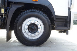 瑞沃ES5&nbsp;载货车底盘                                                图片