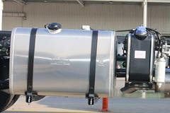 江淮 格尔发K5X重卡 标载型 240马力 6X2 9.5米厢式载货车(HFC5251XXYP2K3D54S2V)