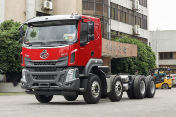 东风柳汽 乘龙H5 280马力 8X4长轴距自卸车底盘