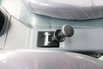 �ִ����ó� �µ�300M 129���� 4.18�׵�����ʽ�Ῠ����(CNJ5041XXYZDB33V)ͼƬ