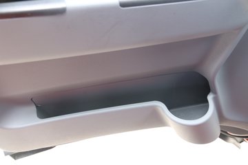 �ִ����ó� �µ�300M 129���� 4.18�׵�����ʽ�Ῠ����(CNJ5041XXYZDB33V)ͼƬ