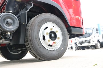 �ִ����ó� �µ�300M 129���� 4.18�׵�����ʽ�Ῠ����(CNJ5041XXYZDB33V)ͼƬ