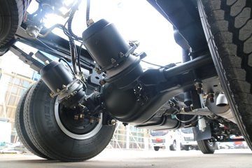 �ִ����ó� �µ�300M 129���� 4.18�׵�����ʽ�Ῠ����(CNJ5041XXYZDB33V)ͼƬ