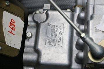 �ִ����ó� �µ�300M 129���� 4.18�׵�����ʽ�Ῠ����(CNJ5041XXYZDB33V)ͼƬ